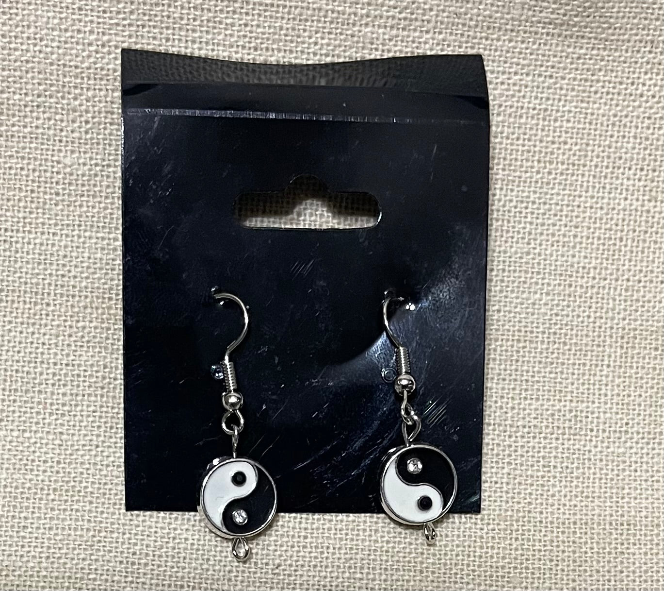 Black and white Yin & yang earrings