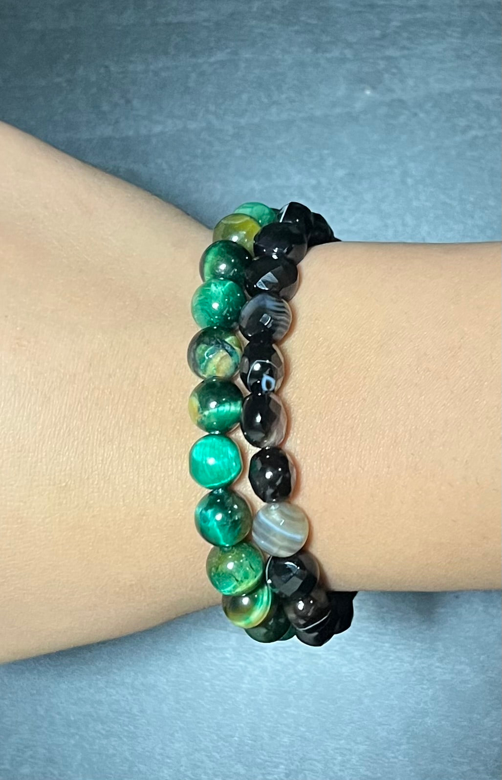 Blue aventurine, green dyed tiger’s eye, agate stone bracelet set