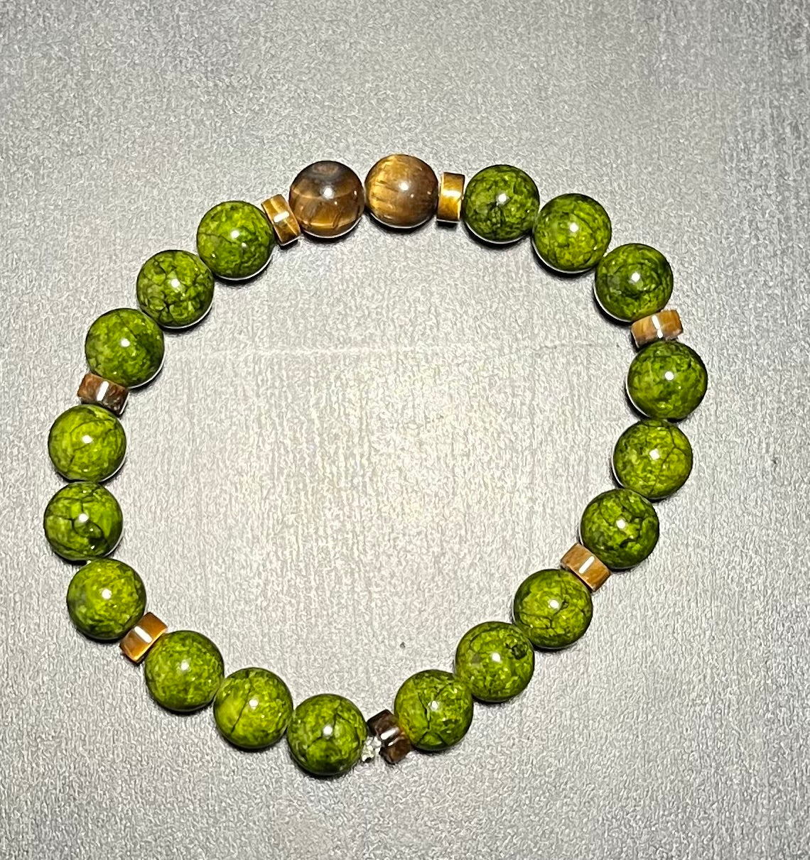 Amethyst, dyed quartz, jasper, tiger’s eye stone bracelet set