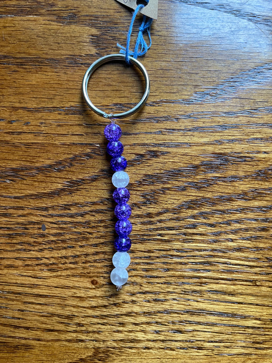 Dyed quartz & crackle quartz keychain
