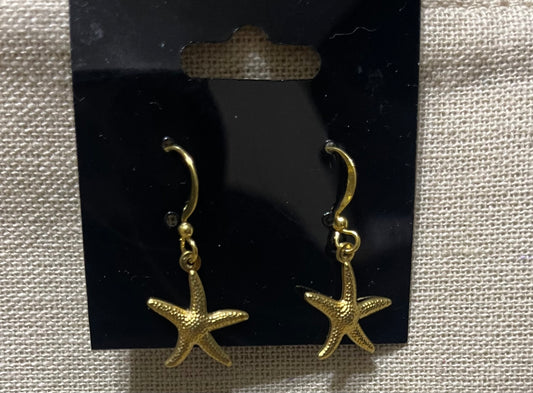 Starfish charm earrings