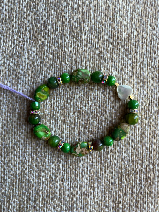 Imperial jasper, & green dyed shell bracelet