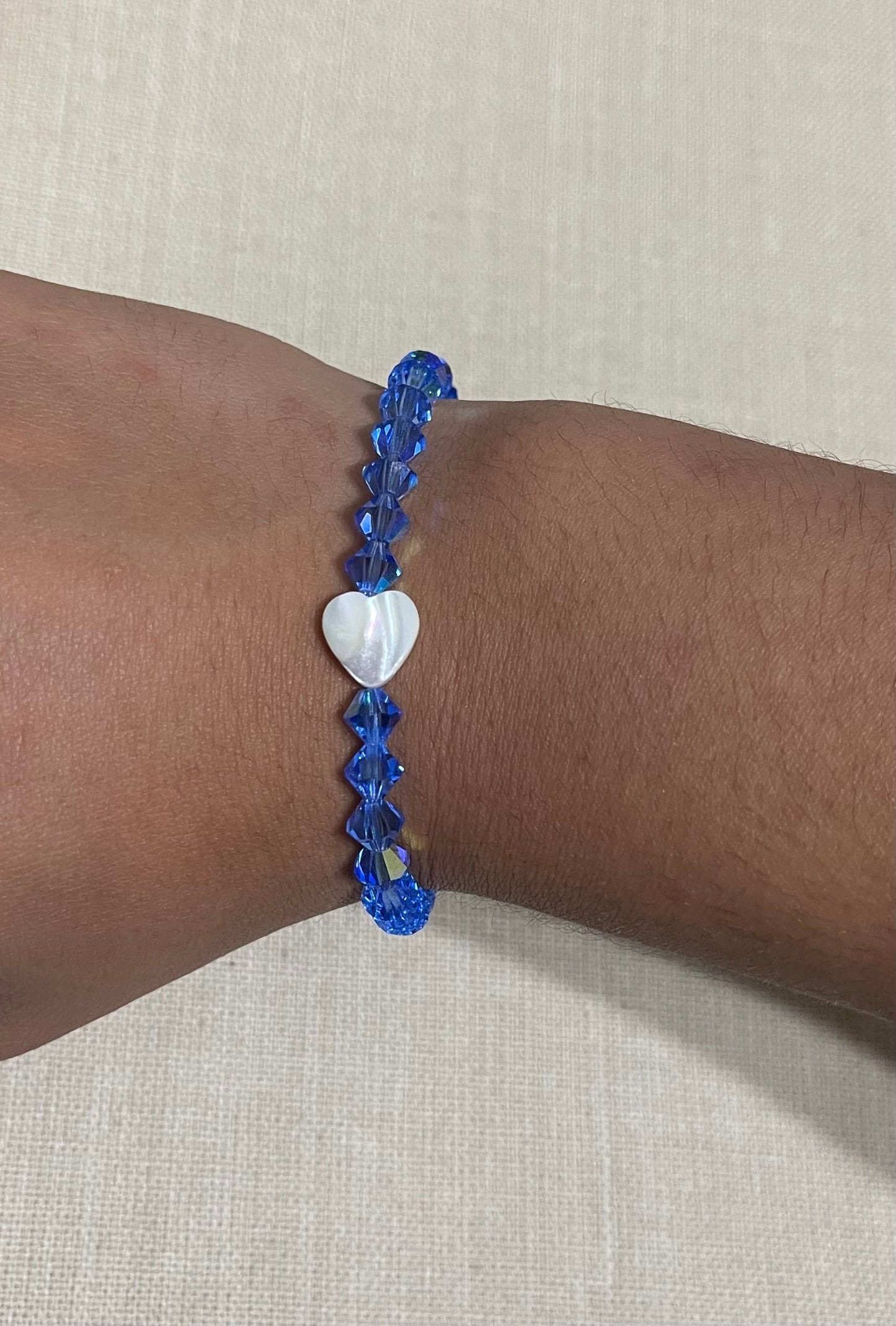 Sapphire crystals with shell heart stone