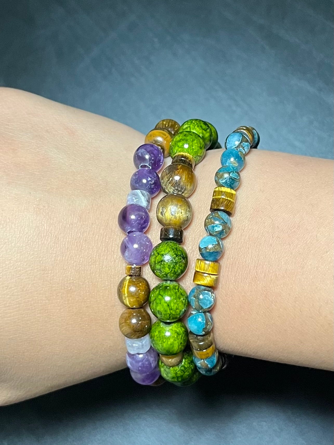 Amethyst, dyed quartz, jasper, tiger’s eye stone bracelet set