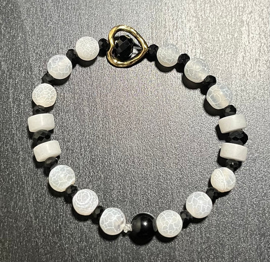 White crackle quartz stone bracelet with heart
