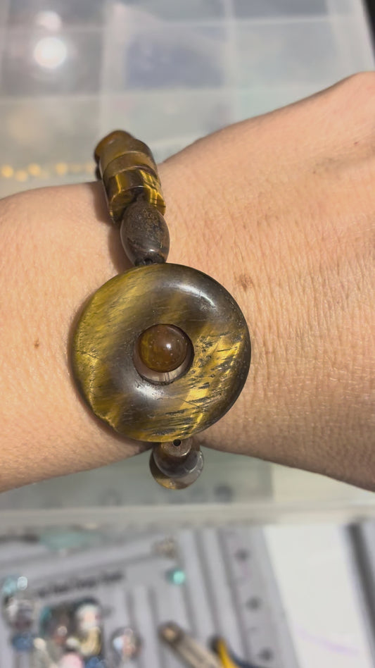 Tiger’s eye stone bracelet